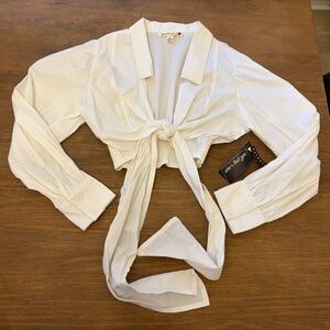 Who’s That Girl White Tie Front Cropped Blouse Size Large NWT